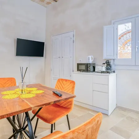 Antony Strada Apartmán *